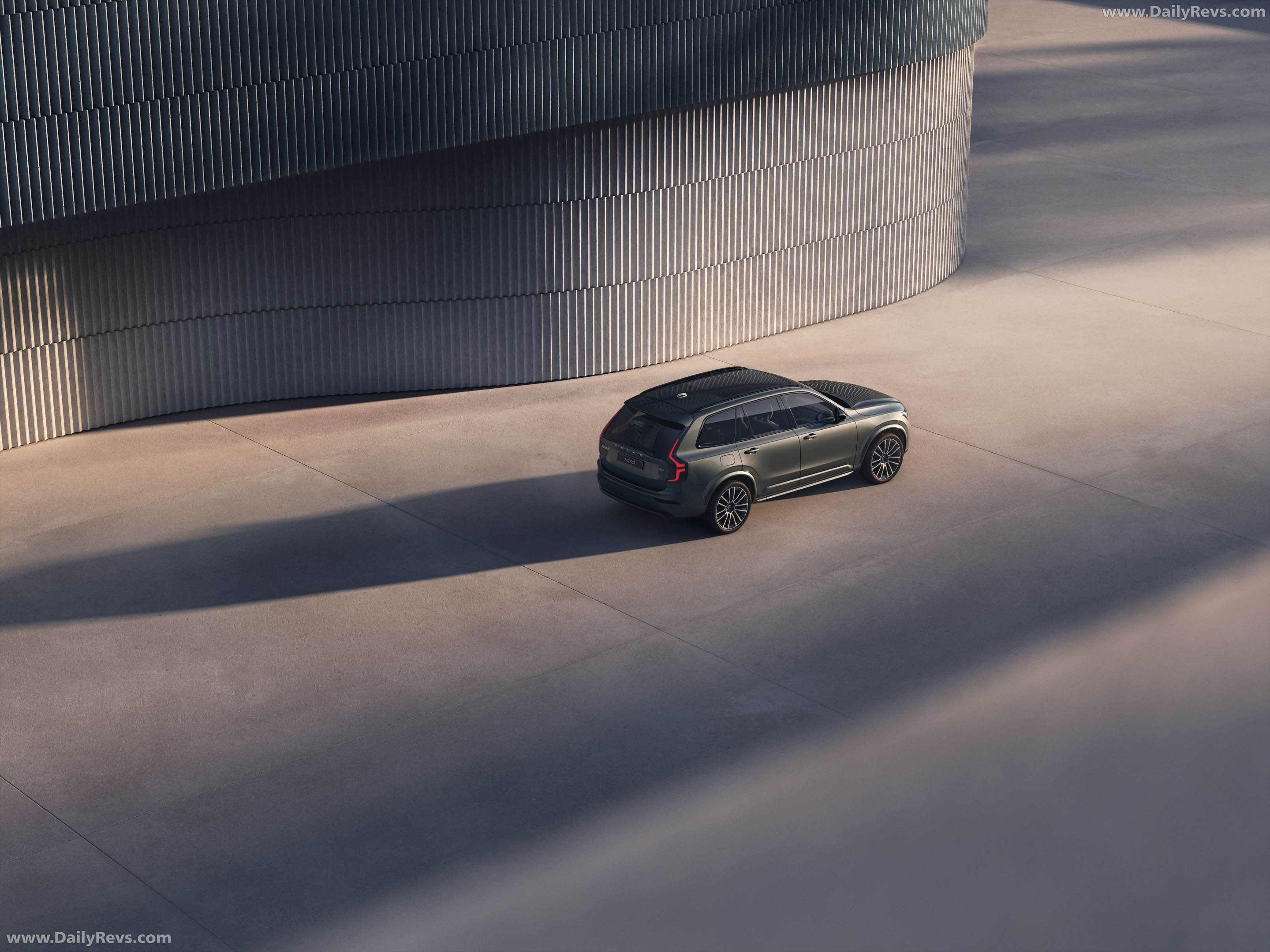 2027 Volvo XC90 Rear View