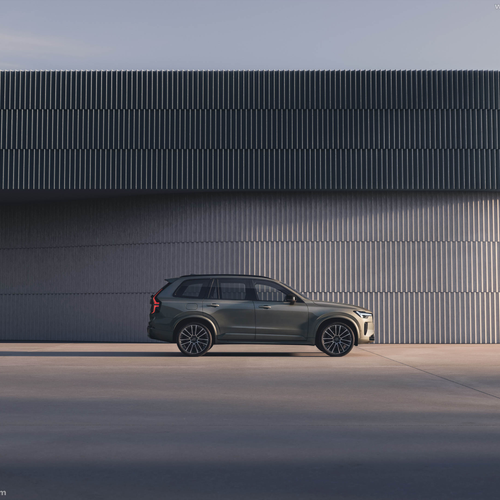 2027 Volvo XC90 Side View
