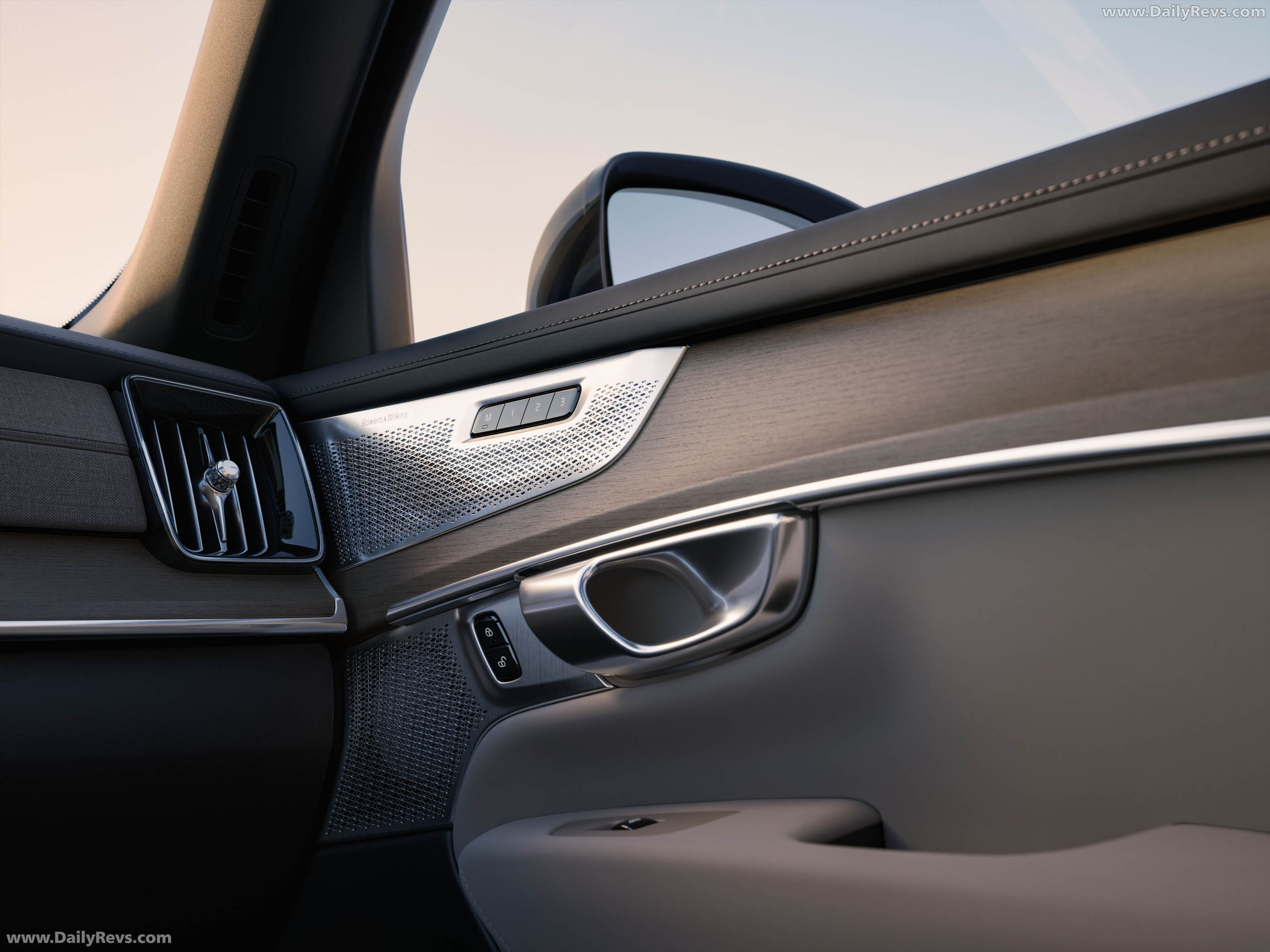 2027 Volvo XC90 Interior