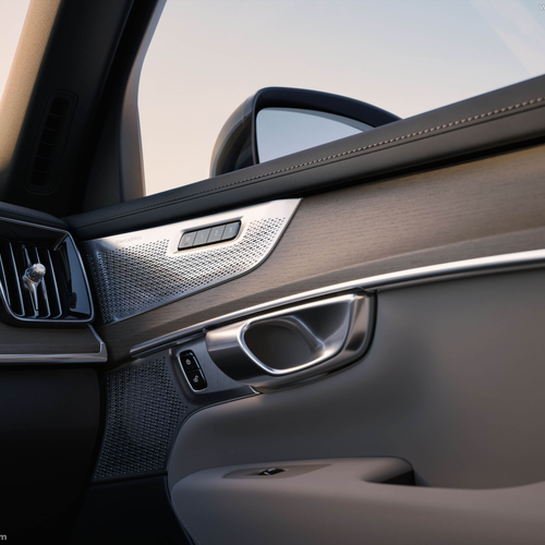 2027 Volvo XC90 Interior