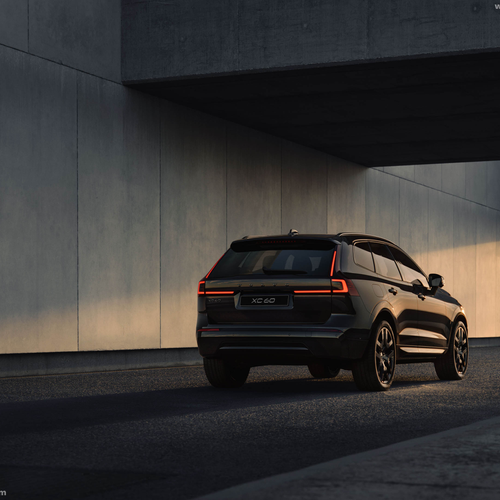 2027 Volvo XC60 Black Edition Rear View
