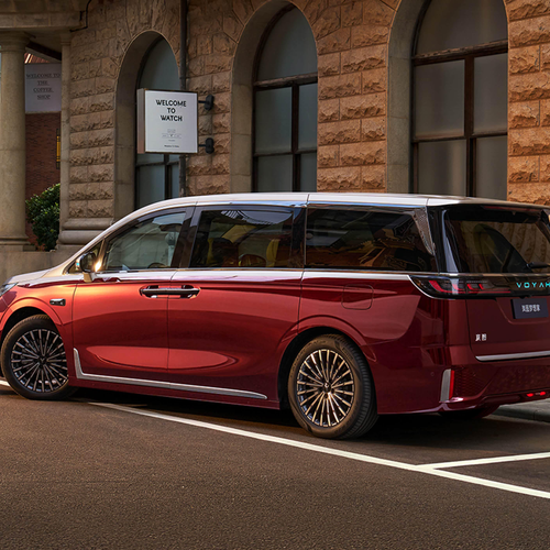 2026 Voyah Dreamer PHEV Rear View