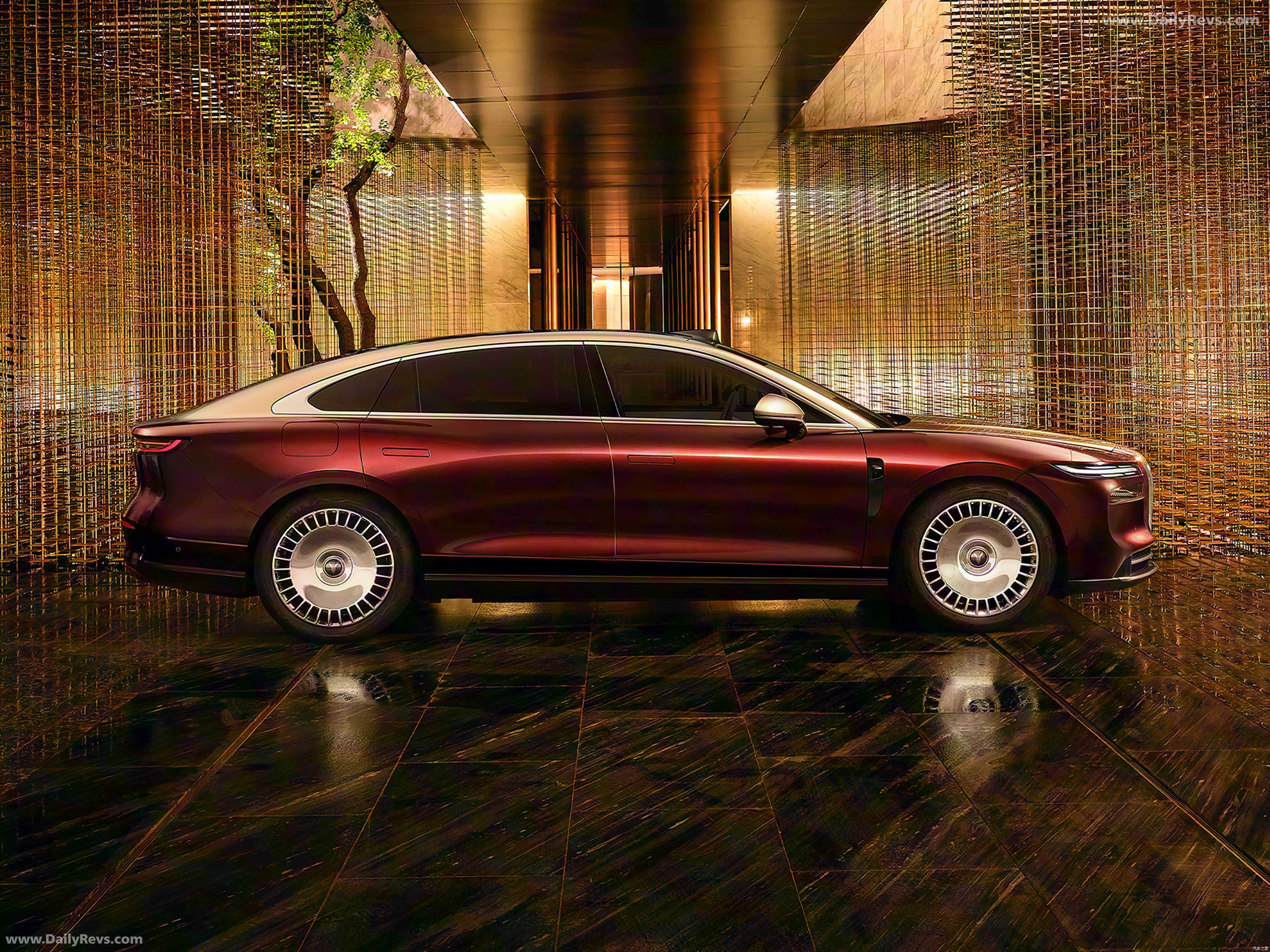 2026 Voyah Passion L Side View