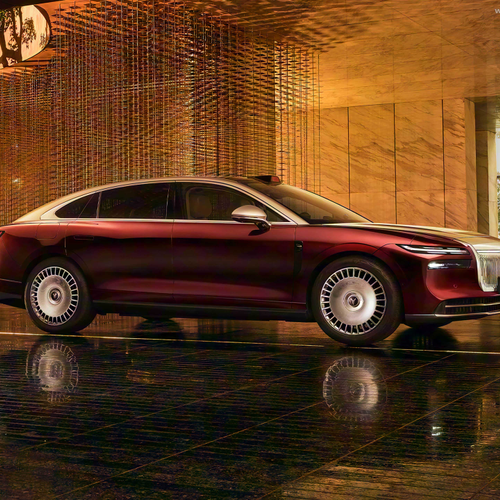 2026 Voyah Passion L Side View