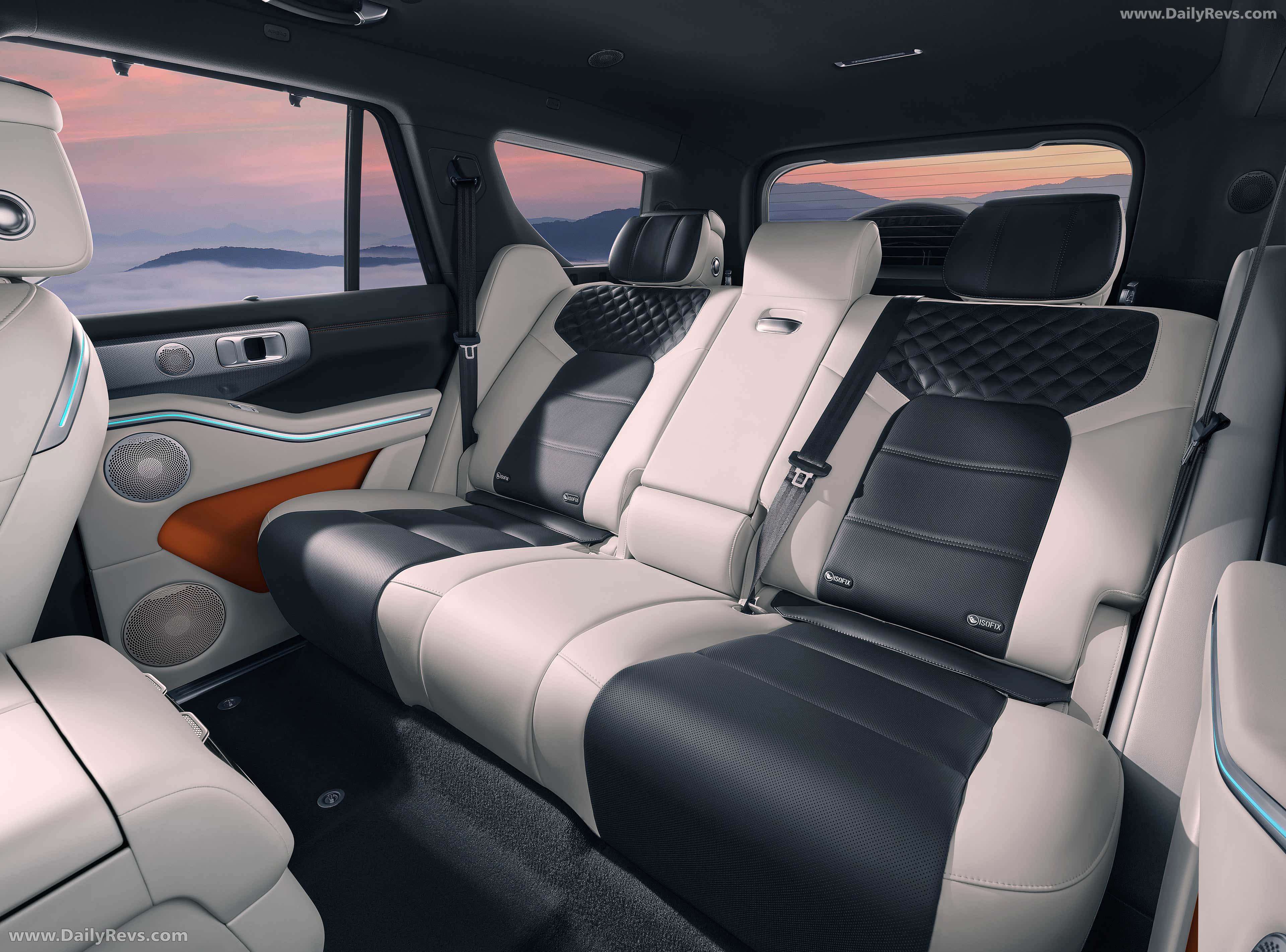 2026 WEY Tank 700 Hi4-Z Interior