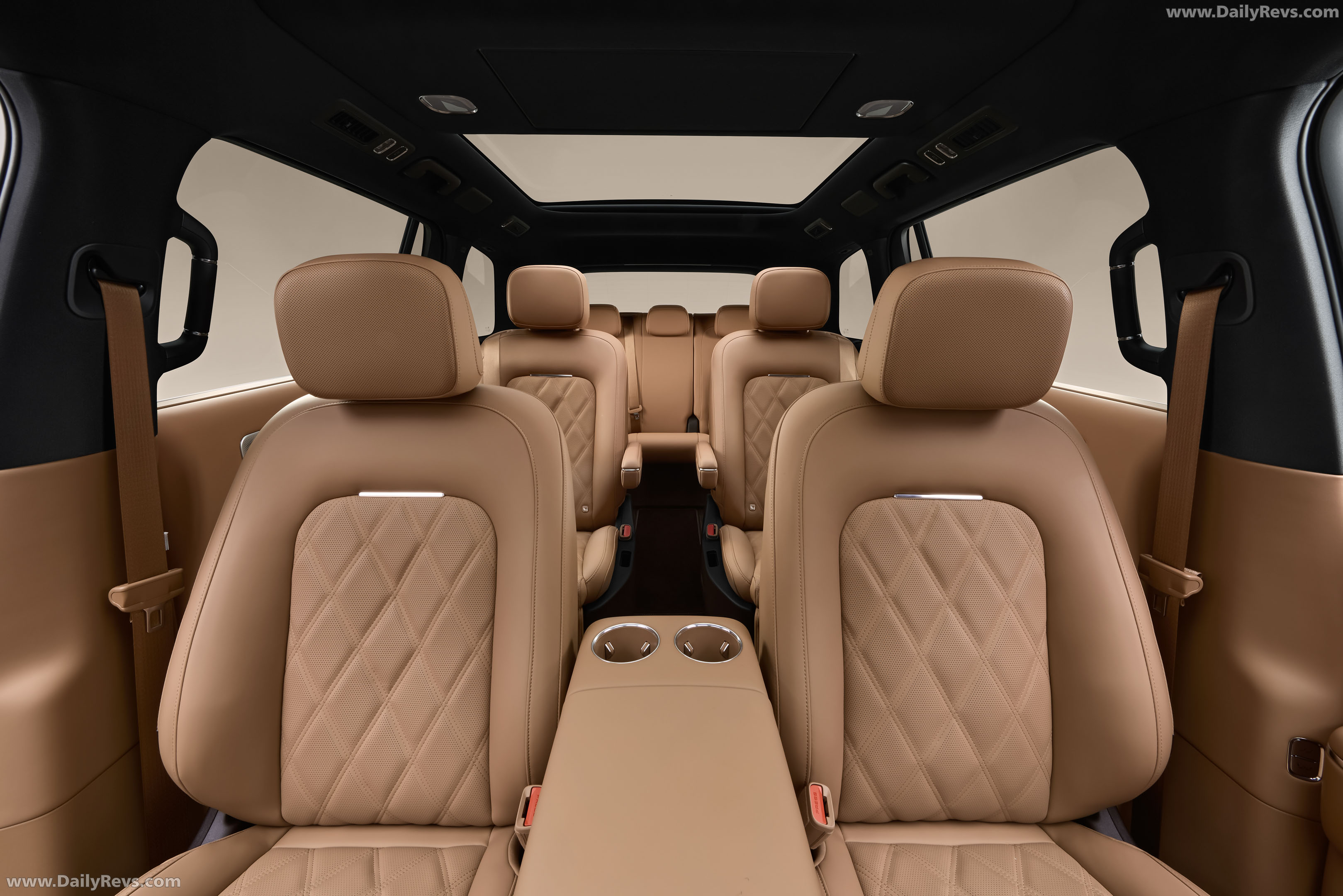 2027 Xiaomi SkyNomad N90 Max Interior