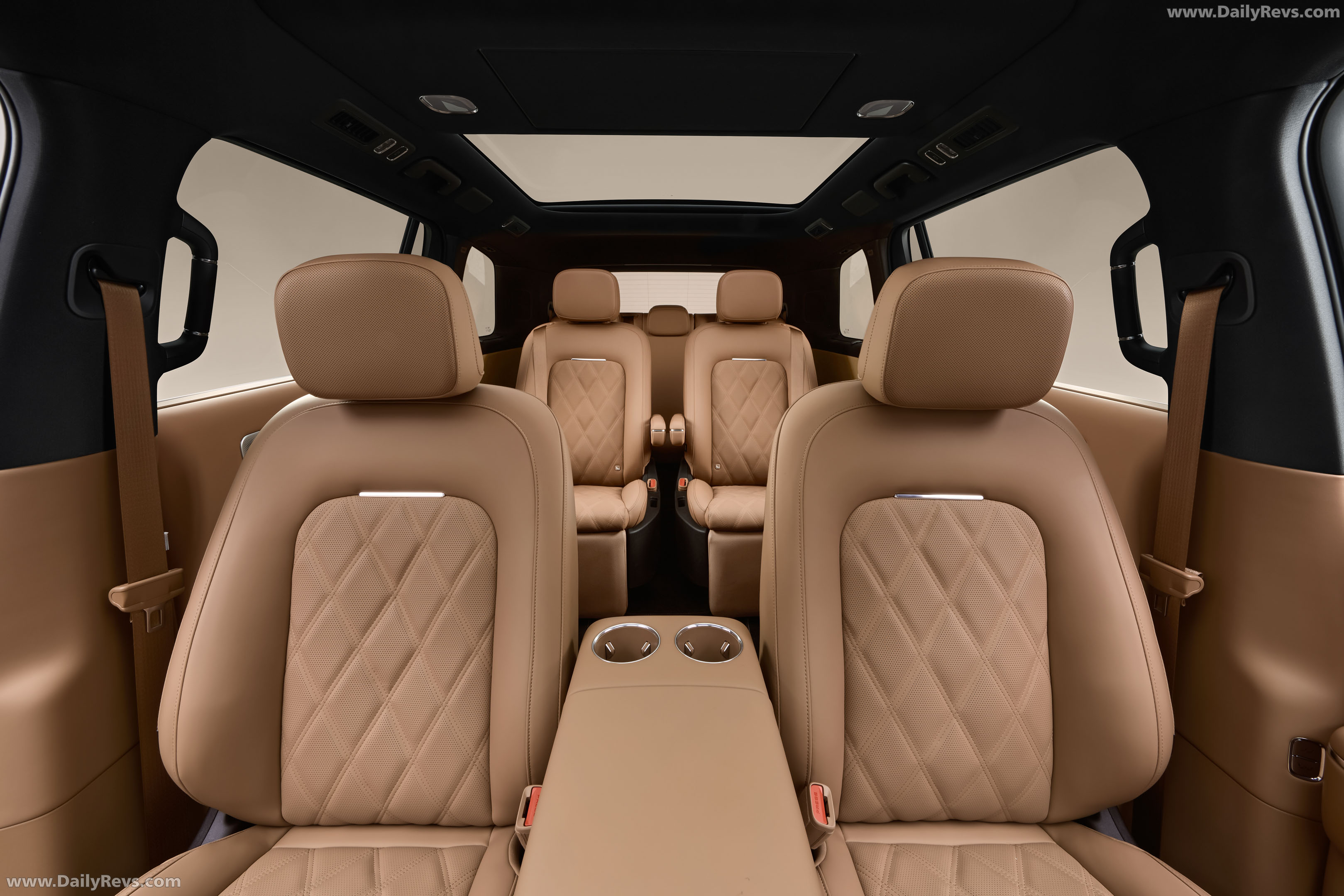 2027 Xiaomi SkyNomad N90 Max Interior