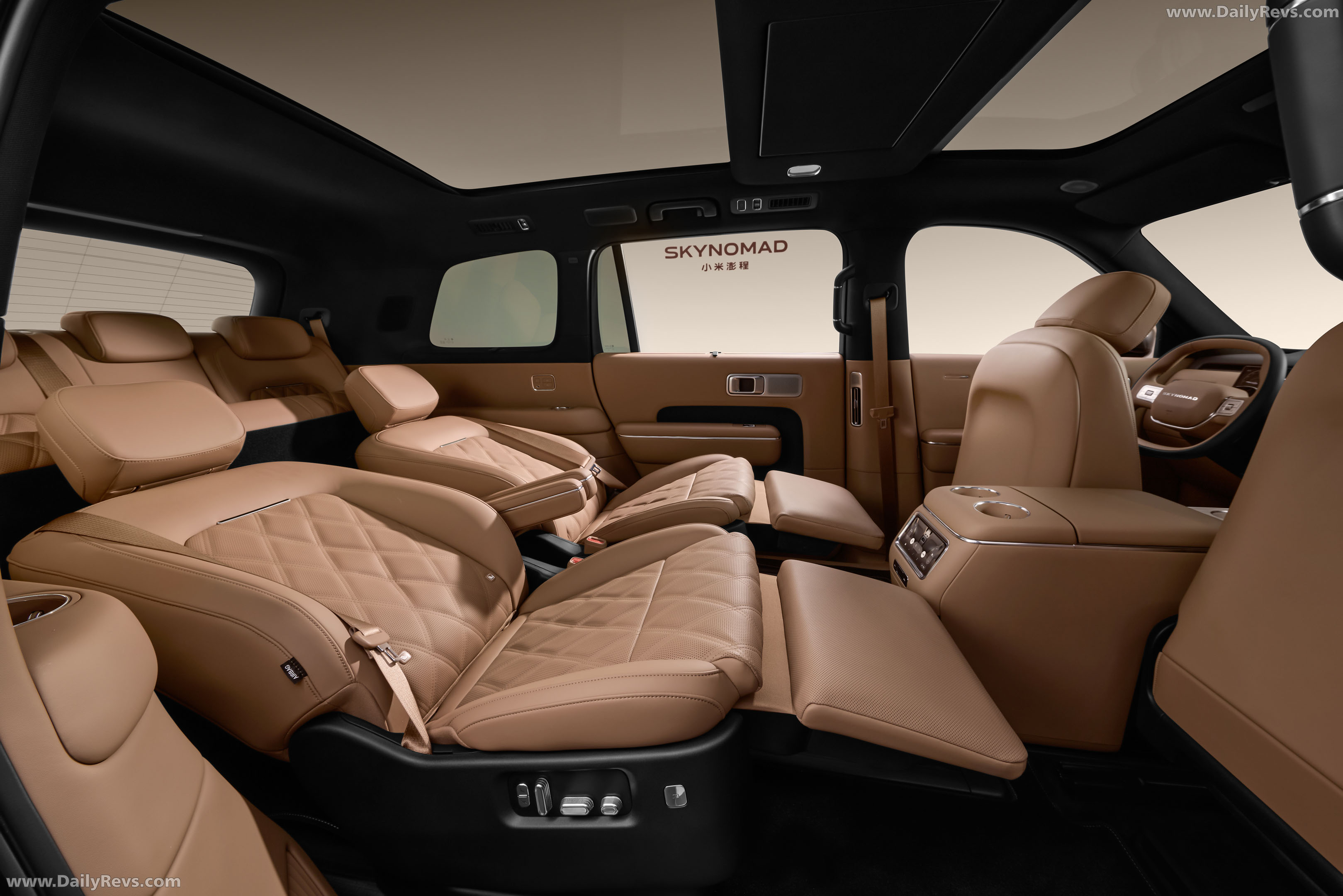 2027 Xiaomi SkyNomad N90 Max Interior