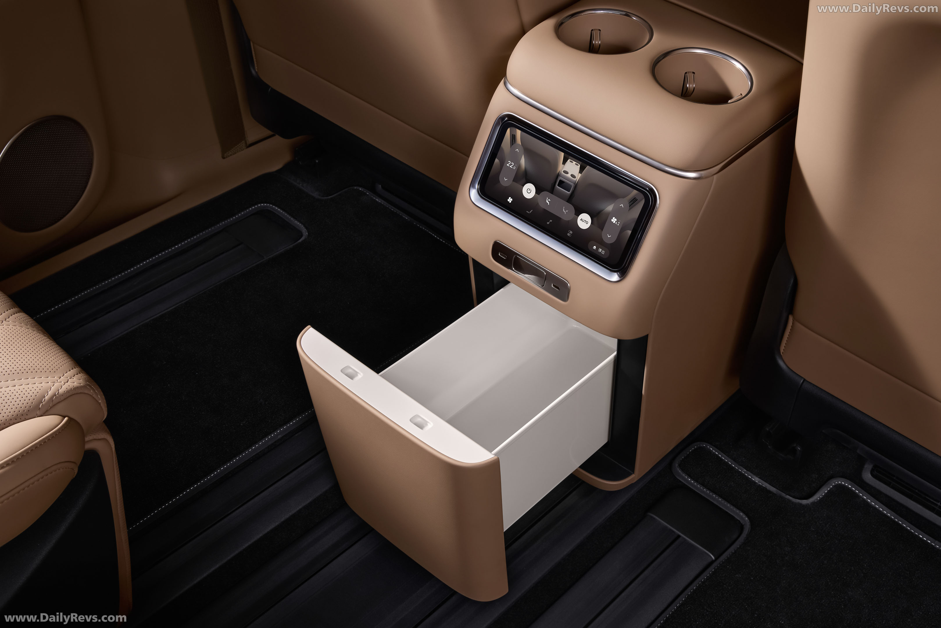 2027 Xiaomi SkyNomad N90 Max Interior