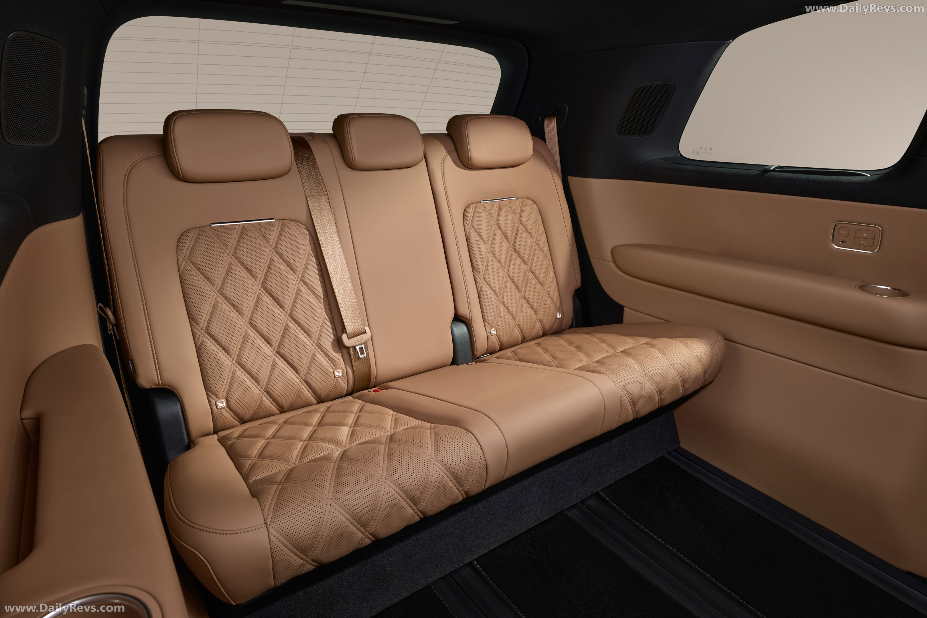 2027 Xiaomi SkyNomad N90 Max Interior