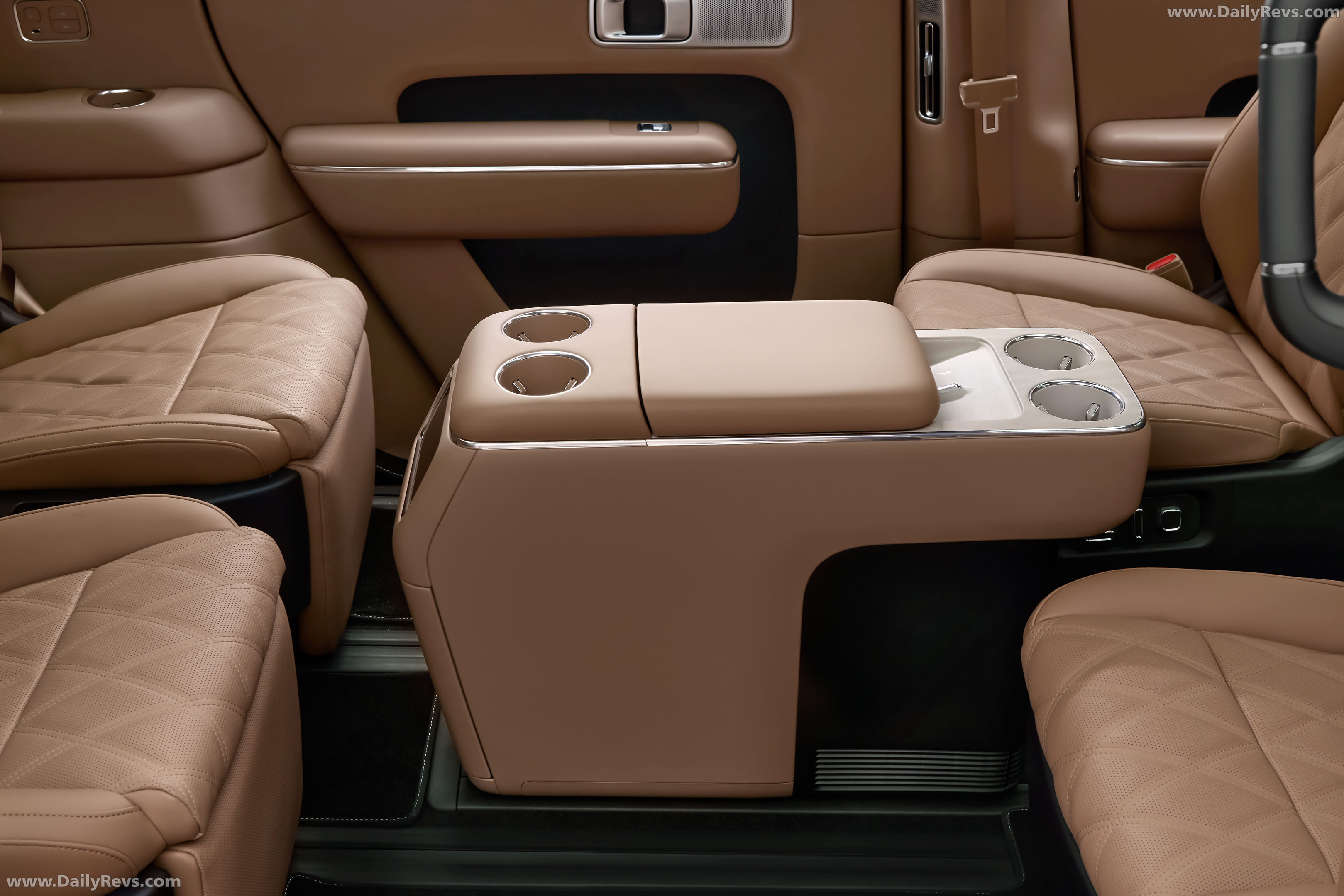 2027 Xiaomi SkyNomad N90 Max Interior