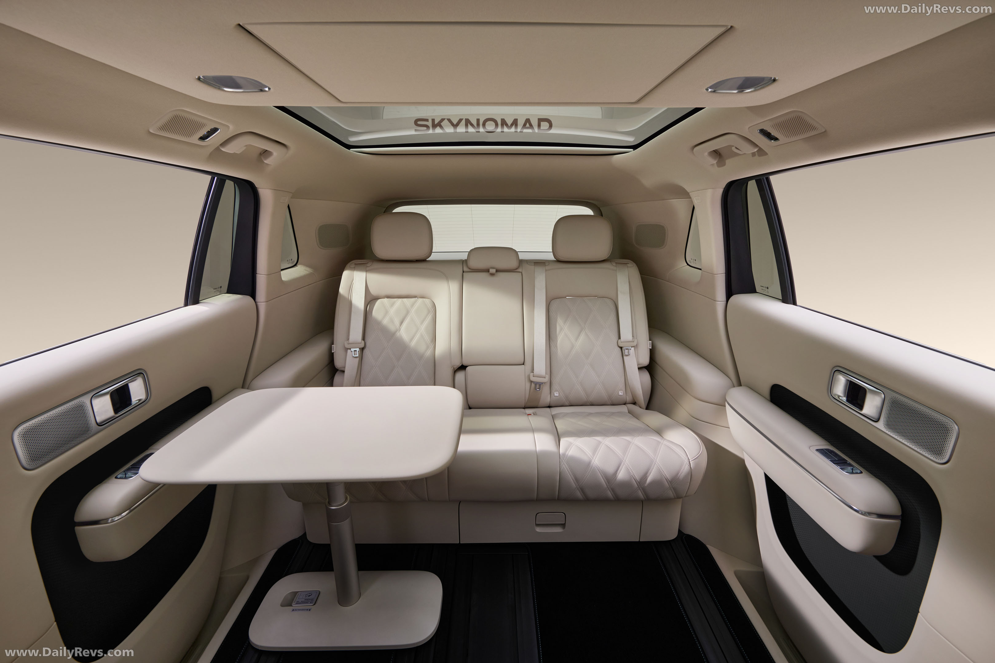 2027 Xiaomi SkyNomad N70 Max Interior