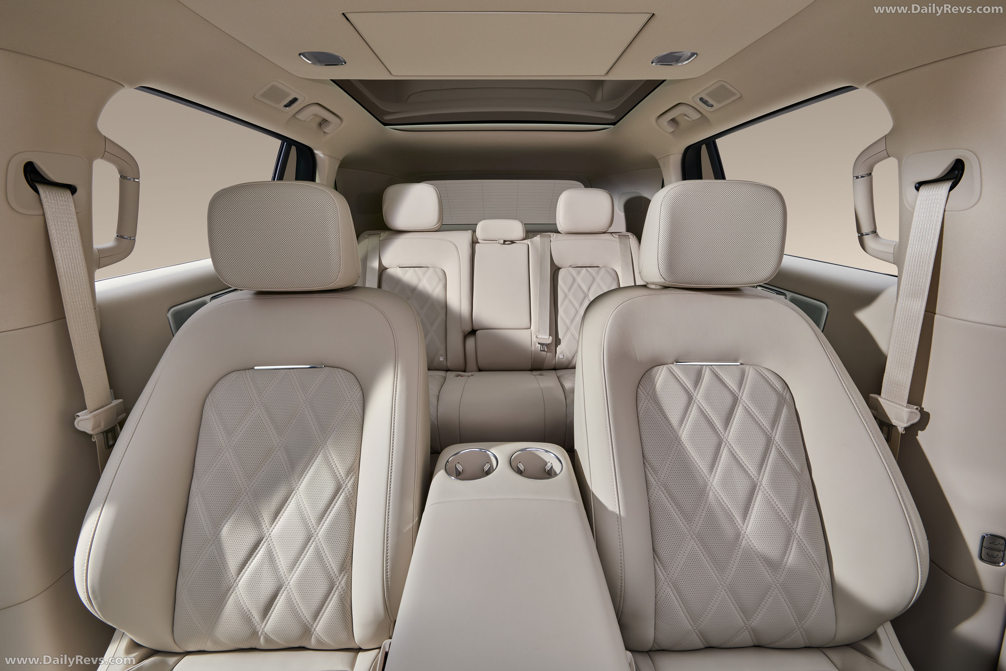 2027 Xiaomi SkyNomad N70 Max Interior