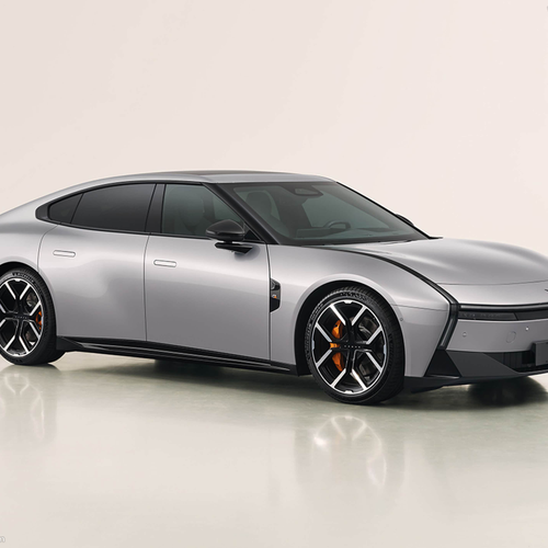 2025 Xpeng Motors P7 High Performance Edition Front View