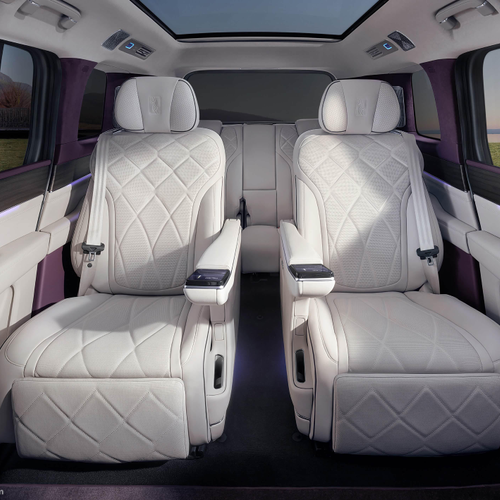 2026 YangWang U8L Interior