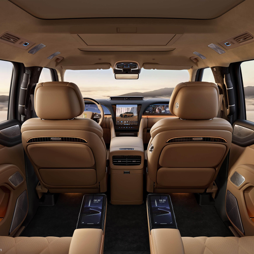2026 YangWang U8L Interior