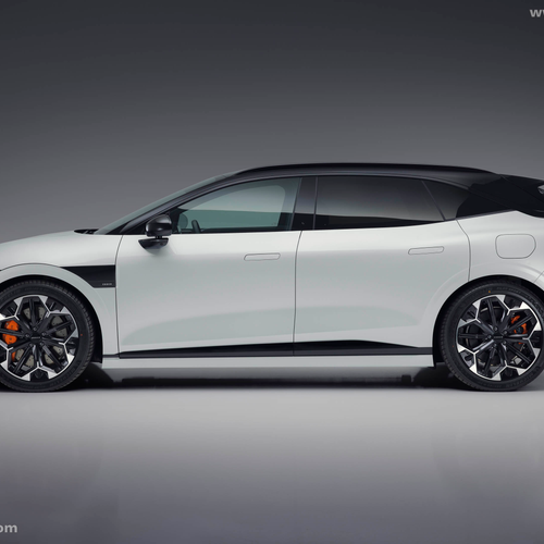 2027 Zeekr 7GT Side View