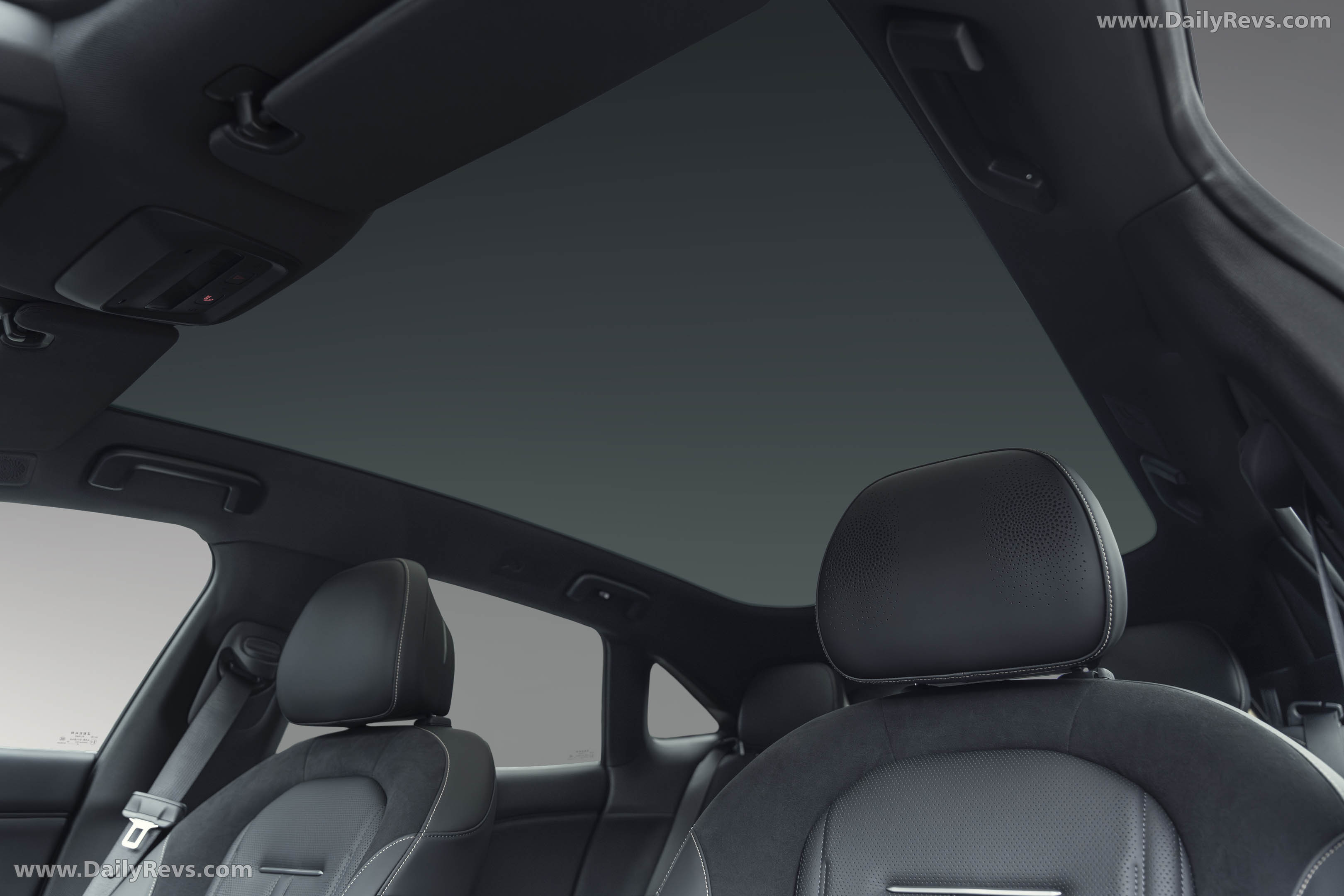 2027 Zeekr 7GT Interior