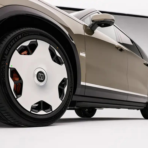 2026 Zeekr 9X Wild Brown Exterior