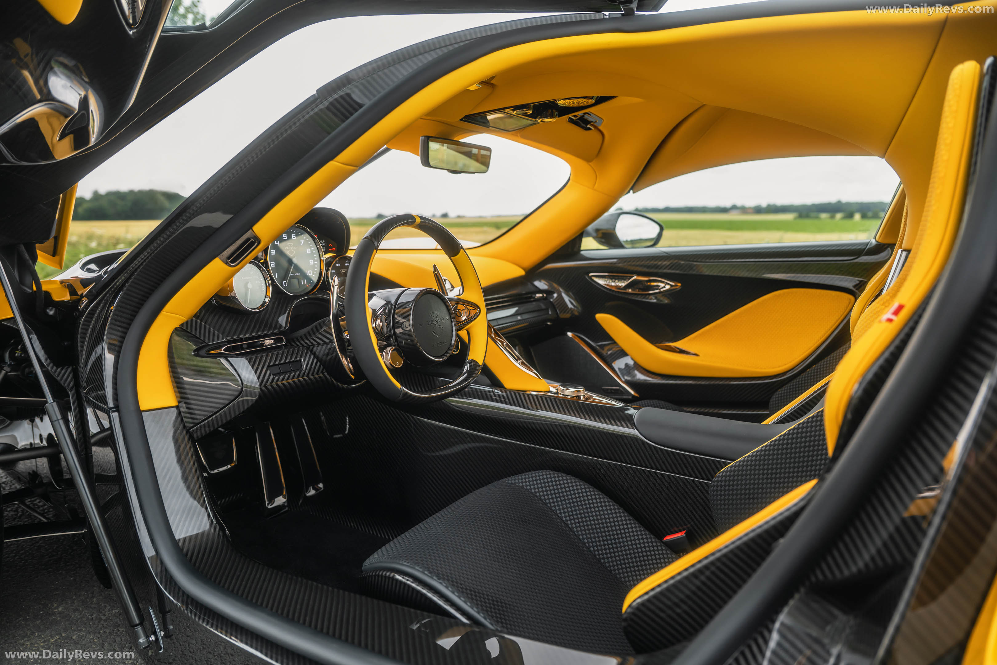 2028 Zenvo Aurora Tur Interior