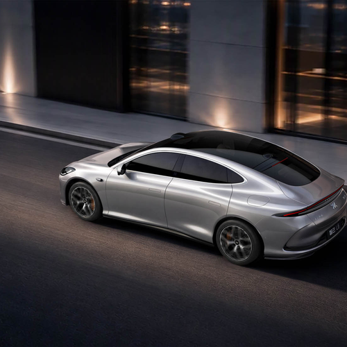 2026 Zhiji L6 Jimmy Choo Edition Rear View