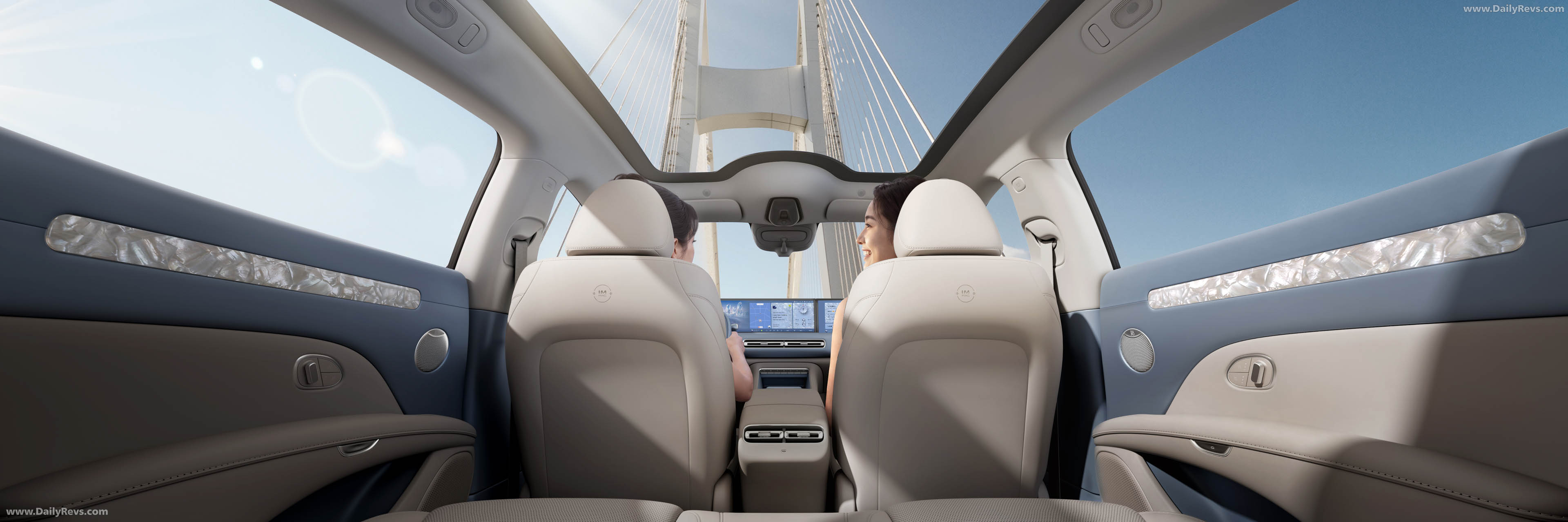 2026 Zhiji L6 Jimmy Choo Edition Interior