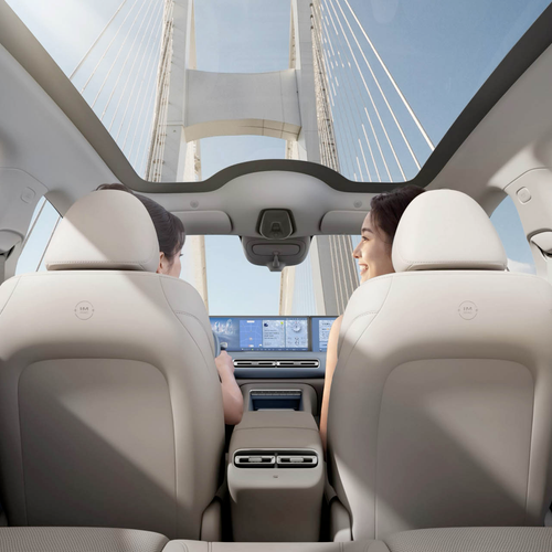 2026 Zhiji L6 Jimmy Choo Edition Interior