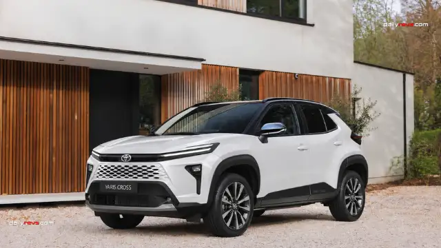 2027 Toyota Yaris Cross Facelift – White Hammerhead Design Concept 2027 Toyota Yaris Cross facelift concept in white with Toyota Hammerhead-inspired LED headlights, body-coloured honeycomb grille, black roof and alloy wheels, viewed from the front three-quarter angle.