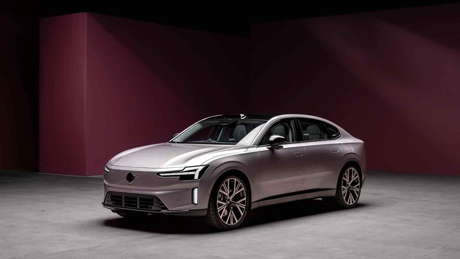 2026 Volvo ES90 image gallery image gallery feauturing 2026 Volvo ES90